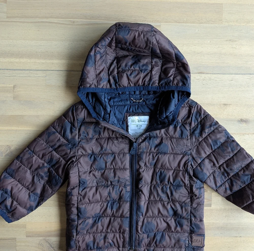 GAP baby disney